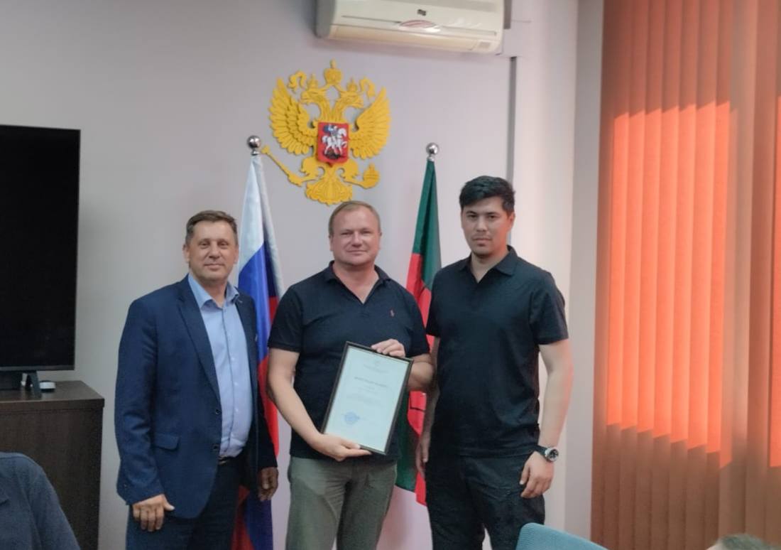 Министры строительства, архитектуры и ЖКХ Дагестана и Запорожской области провели рабочую встречу
